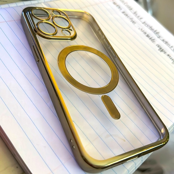 Iphone 15 pro Max - MagSafe phone case. NIB - Picture 2 of 7